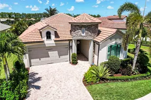 9327 Woodhurst Dr, Naples, FL 34120 - Photo 4