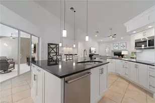 27330 Ridge Lake Ct, Bonita Springs, FL 34134 - Photo 10