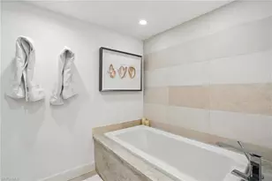 9517 Gulf Shore Dr, Naples, FL 34108 - Photo 30