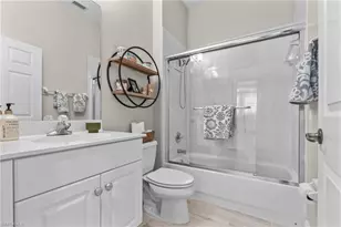 658 Vintage Reserve Cir S, Naples, FL 34119 - Photo 26