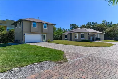 1386 Rosemary Ln, Naples, FL 34103 - Photo 1