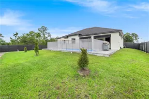764 Clancy St E, Lehigh Acres, FL 33974 - Photo 36