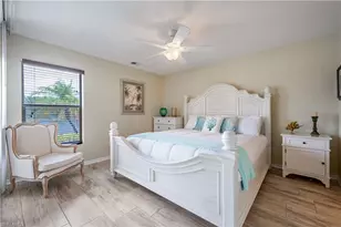 367 Dover Pl, Naples, FL 34104 - Photo 12