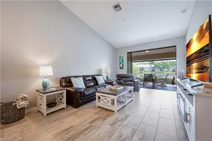 367 Dover Pl, Naples, FL 34104 - Photo 2