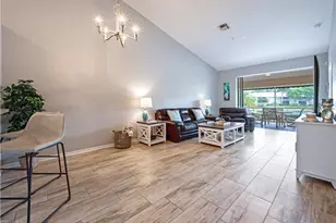 367 Dover Pl, Naples, FL 34104 - Photo 16
