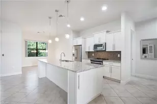 9074 Triangle Palm Ln, Fort Myers, FL 33913 - Photo 8