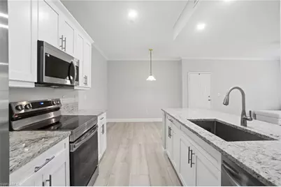 11521 Villa Grand #913, Fort Myers, FL 33913 - Photo 8