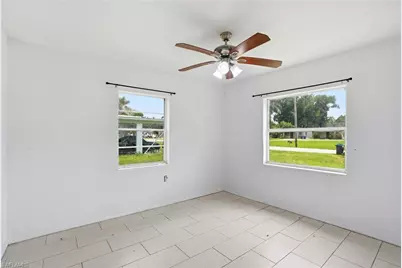 78 Victoria Dr, North Fort Myers, FL 33917 - Photo 12