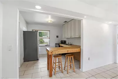 78 Victoria Dr, North Fort Myers, FL 33917 - Photo 8