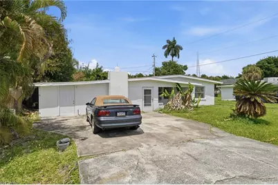 78 Victoria Dr, North Fort Myers, FL 33917 - Photo 2