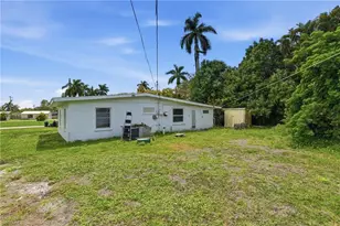 78 Victoria Dr, North Fort Myers, FL 33917 - Photo 24