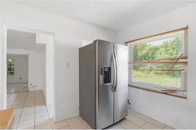 78 Victoria Dr, North Fort Myers, FL 33917 - Photo 10