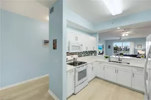 3960 Loblolly Bay Dr, Naples, FL 34114 - Photo 10