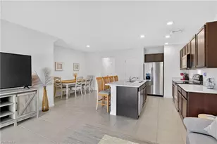 15396 Wildflower Cir, Naples, FL 34119 - Photo 18