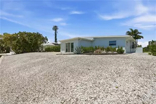 8336 Lagoon Rd, Fort Myers Beach, FL 33931 - Photo 30