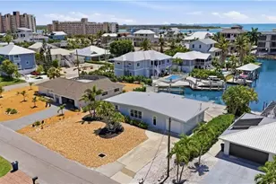 8336 Lagoon Rd, Fort Myers Beach, FL 33931 - Photo 34