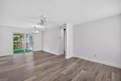 9090 San Carlos Blvd, Fort Myers, FL 33967 - Photo 2