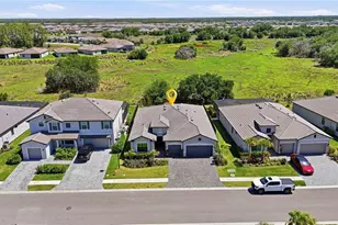 10896 Timber Creek Dr, Fort Myers, FL 33913 - Photo 4