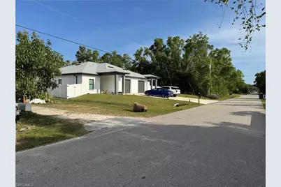 5211 29th St SW, Lehigh Acres, FL 33973 - Photo 6