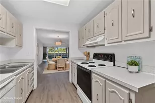 200 Pebble Beach Blvd, Naples, FL 34113 - Photo 10