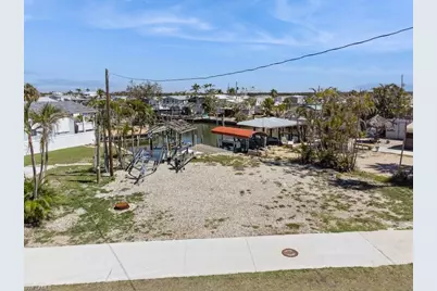 1603 Main St, Fort Myers Beach, FL 33931 - Photo 4