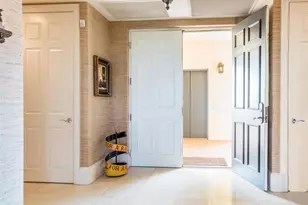 2728 Tiburon Blvd E, Naples, FL 34109 - Photo 38