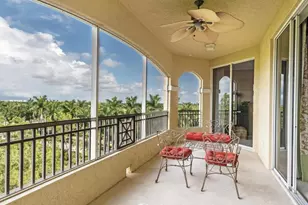 2728 Tiburon Blvd E, Naples, FL 34109 - Photo 32