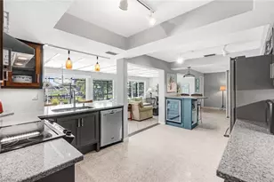 4305 SE 1st Ave, Cape Coral, FL 33904 - Photo 12