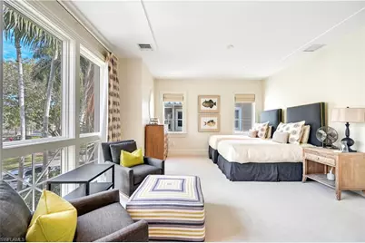 42 6th St S, Naples, FL 34102 - Photo 40