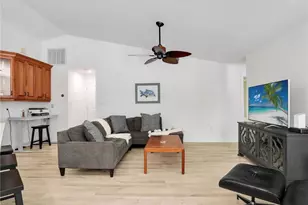 2474 Outrigger Ln, Naples, FL 34104 - Photo 16