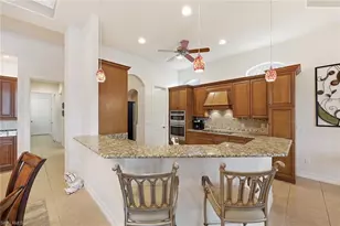 8907 Shenendoah Cir, Naples, FL 34113 - Photo 16