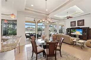 8907 Shenendoah Cir, Naples, FL 34113 - Photo 12