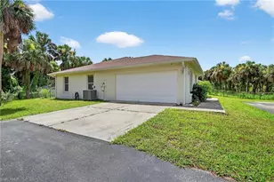 850 29th St SW, Naples, FL 34117 - Photo 24