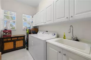 9041 Cherry Oaks Tr, Naples, FL 34114 - Photo 32