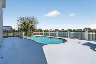 2645 Fishtail Palm Ct, Naples, FL 34120 - Photo 30