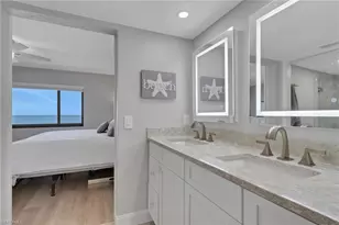 10475 Gulf Shore Dr, Naples, FL 34108 - Photo 14