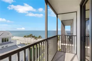 10475 Gulf Shore Dr, Naples, FL 34108 - Photo 24
