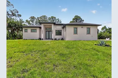 2009 Dixie Way, Lehigh Acres, FL 33972 - Photo 2