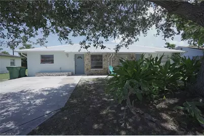 1193 S Alhambra Cir, Naples, FL 34103 - Photo 1