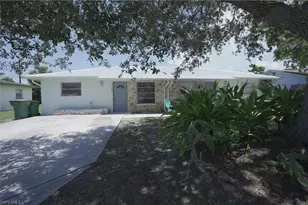 1193 S Alhambra Cir, Naples, FL 34103 - Photo 1