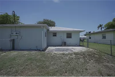 1193 S Alhambra Cir, Naples, FL 34103 - Photo 32