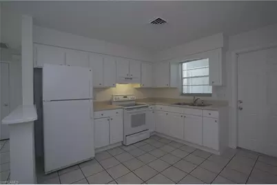 1193 S Alhambra Cir, Naples, FL 34103 - Photo 8