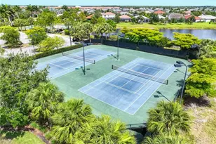 2446 Heydon Cir E, Naples, FL 34120 - Photo 42