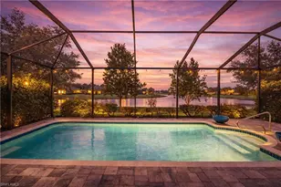 2446 Heydon Cir E, Naples, FL 34120 - Photo 4