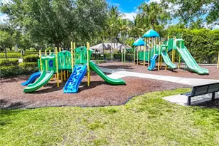 2446 Heydon Cir E, Naples, FL 34120 - Photo 44