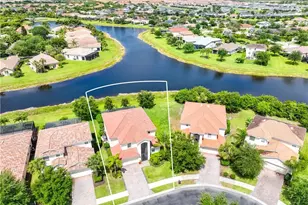 2446 Heydon Cir E, Naples, FL 34120 - Photo 36