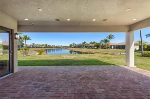 3168 Pacific Dr, Naples, FL 34119 - Photo 28