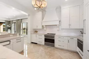 3168 Pacific Dr, Naples, FL 34119 - Photo 6