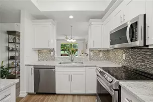 2310 Carrington Ct, Naples, FL 34109 - Photo 4