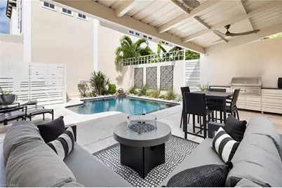 1070 5th St S, Naples, FL 34102 - Photo 18
